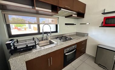 EN RENTA CASA AMUEBLADA Y CON PANELES SOLARES, PRIVADA KANAN | CONKAL |