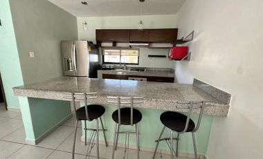 EN RENTA CASA AMUEBLADA Y CON PANELES SOLARES, PRIVADA KANAN | CONKAL |