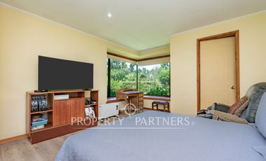 Parcela con Dos Casas en Condominio Consolidado: Espacio, Privacidad y Gran Plusvalía.