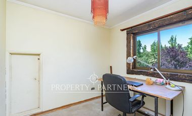 Parcela con Dos Casas en Condominio Consolidado: Espacio, Privacidad y Gran Plusvalía.