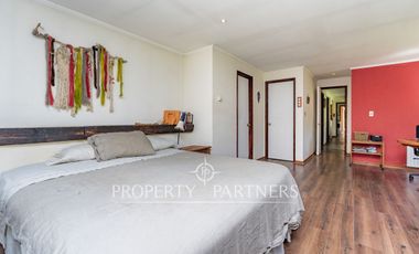 Parcela con Dos Casas en Condominio Consolidado: Espacio, Privacidad y Gran Plusvalía.