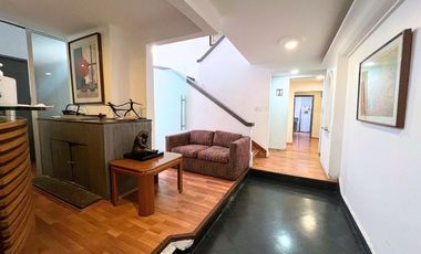 Casa Con uso de Suelo para Oficina En Renta, Colonia Del Valle Centro