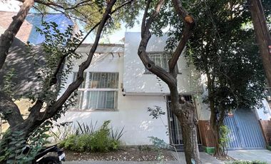 Casa Con uso de Suelo para Oficina En Renta, Colonia Del Valle Centro