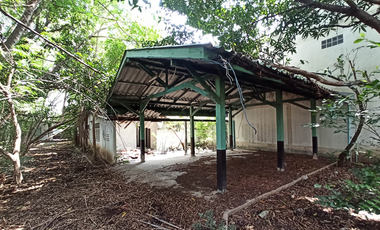 Two one-story detached houses for sale, Bo Ploi, Kanchanaburi, good location, next to the main road. Nearby areas are low to medium density residentia