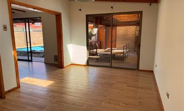 Casa en Arriendo en Sta. María de Triana, Racnagua