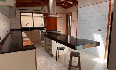 Casa en Arriendo en Sta. María de Triana, Racnagua