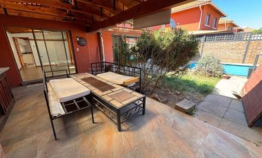 Casa en Arriendo en Sta. María de Triana, Racnagua