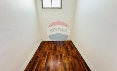 casa remodelada en La Cisterna/ a pasos del Metro