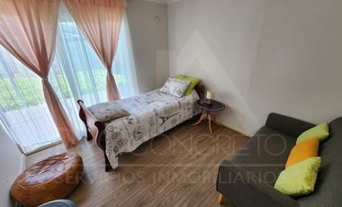 Casa En Venta En El Manzano Tiltil, 3d+3b Y 2e, Condominio Seguro
