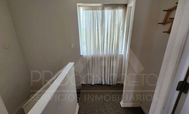 Casa En Venta En El Manzano Tiltil, 3d+3b Y 2e, Condominio Seguro