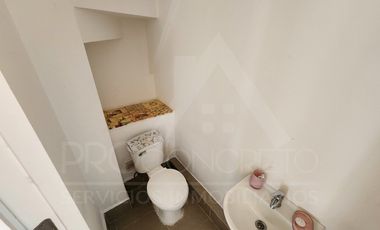 Casa En Venta En El Manzano Tiltil, 3d+3b Y 2e, Condominio Seguro