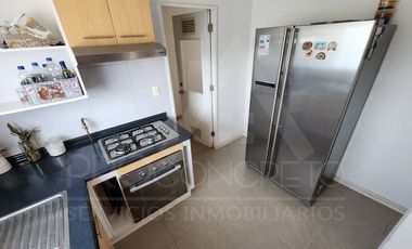 Casa En Venta En El Manzano Tiltil, 3d+3b Y 2e, Condominio Seguro