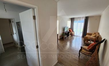 Casa En Venta En El Manzano Tiltil, 3d+3b Y 2e, Condominio Seguro
