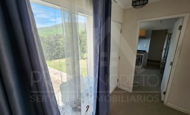 Casa En Venta En El Manzano Tiltil, 3d+3b Y 2e, Condominio Seguro