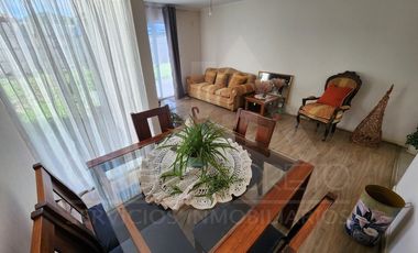 Casa En Venta En El Manzano Tiltil, 3d+3b Y 2e, Condominio Seguro