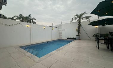 Casa en URB ARBOLETTA con Piscina  via Daule  Salitre