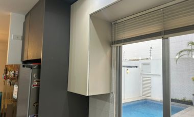 Casa en URB ARBOLETTA con Piscina  via Daule  Salitre