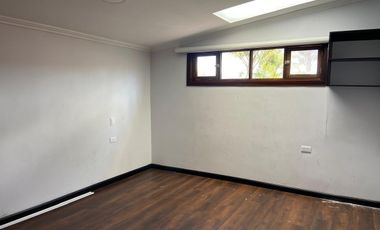 Casa en renta con área verde, Challuabamba