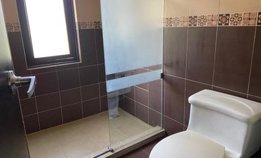 Casa en renta con área verde, Challuabamba