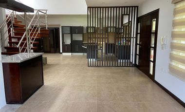 Casa en renta con área verde, Challuabamba