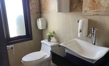 Casa en renta con área verde, Challuabamba