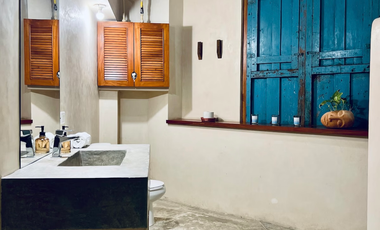 CASA EN RENTA MERIDA, CENTRO, AMUEBLADA, DISPONIBLE.