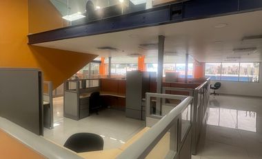 Oficinas rentadas en VENTA, ubicadas en San Lucas Tepetlacalco Cod. OV327
