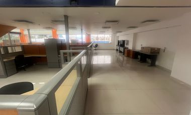 Oficinas rentadas en VENTA, ubicadas en San Lucas Tepetlacalco Cod. OV327