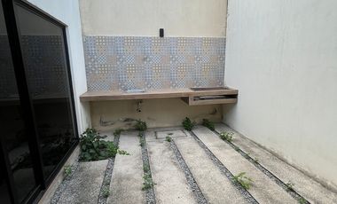 CASA DE UN SOLO NIVEL EN RENTA EN COLONIA PLAN DE AYALA