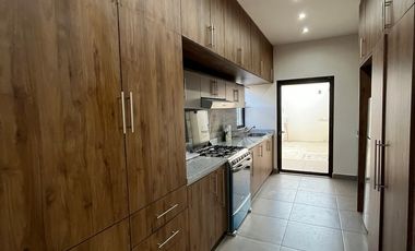 CASA DE UN SOLO NIVEL EN RENTA EN COLONIA PLAN DE AYALA