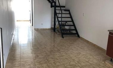 PH en Ezeiza Laprida 161