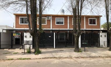 PH en Ezeiza Laprida 161