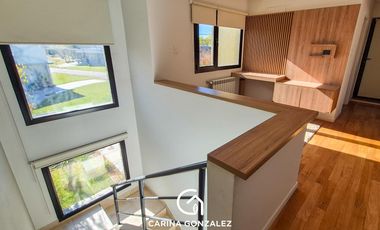 ALQUILER CASA NIVEL GERENCIAL -3 DORMITORIOS -PILETA CLIMATIZADA-CENTENARIO -NQN