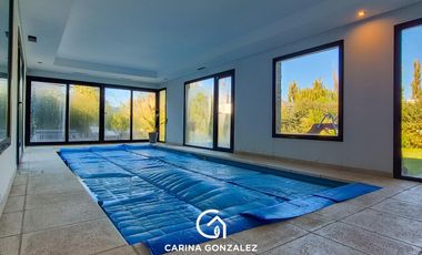 ALQUILER CASA NIVEL GERENCIAL -3 DORMITORIOS -PILETA CLIMATIZADA-CENTENARIO -NQN