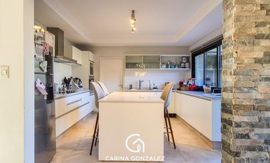 ALQUILER CASA NIVEL GERENCIAL -3 DORMITORIOS -PILETA CLIMATIZADA-CENTENARIO -NQN