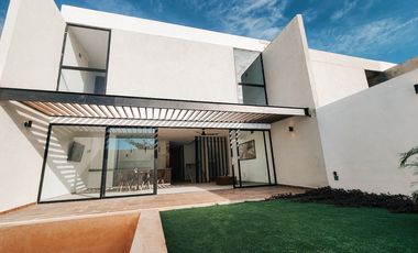 CASA EN VENTA EN RESIDENCIA ELEMENTA CONKAL