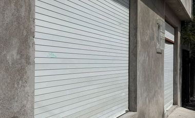 SALÓN DE FIESTAS CON 2 LOCALES COMERCIALES EN QRO. 8