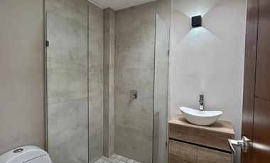 CASA EN VENTA EN AV NIÑOS HEROES