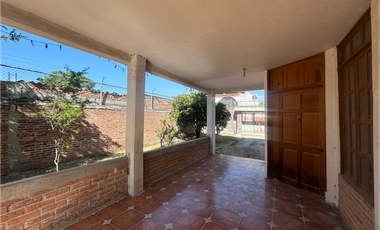 Casa venta sobre carretera Querétaro-Irapuato, Laureles 1,500,000 ArnCue EMC