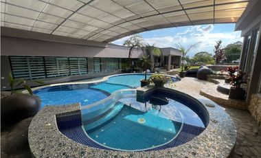 Casa campestre en venta en Armenia