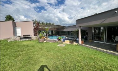 Casa campestre en venta en Armenia