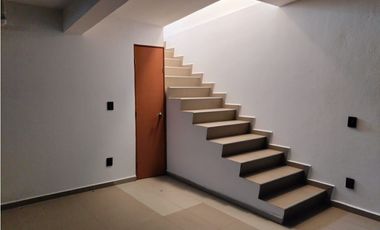 CASA EN SATELITE DE UN PISO Y 2 RECAMARAS CON VIGILANCIA