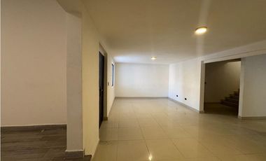 Casa en venta en Lomas del Roble en San Nicolás