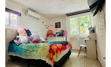 VENTA DE CASA CON ALBERCA EN CONDOMINIO BURGOS BUGAMBILIAS