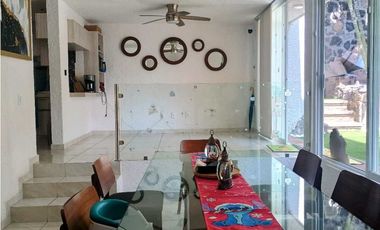 VENTA DE CASA CON ALBERCA EN CONDOMINIO BURGOS BUGAMBILIAS