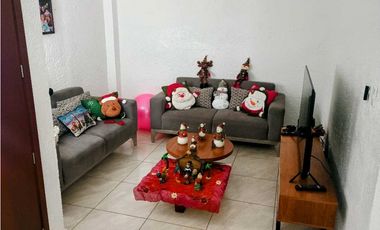 VENTA DE CASA CON ALBERCA EN CONDOMINIO BURGOS BUGAMBILIAS