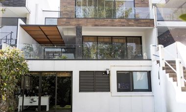 Casa en venta en Bosque Real con vista al Club de Golf