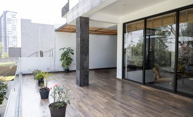 Casa en venta en Bosque Real con vista al Club de Golf