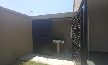RENTA DE CASA EN RESIDENCIAL AZALEAS SAN MATEO ATENCO