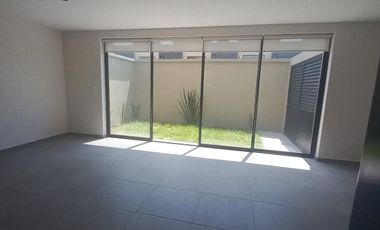 RENTA DE CASA EN RESIDENCIAL AZALEAS SAN MATEO ATENCO